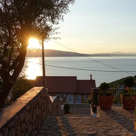 Apartmens Mendula Lägenhet Senj  Exteriör bild