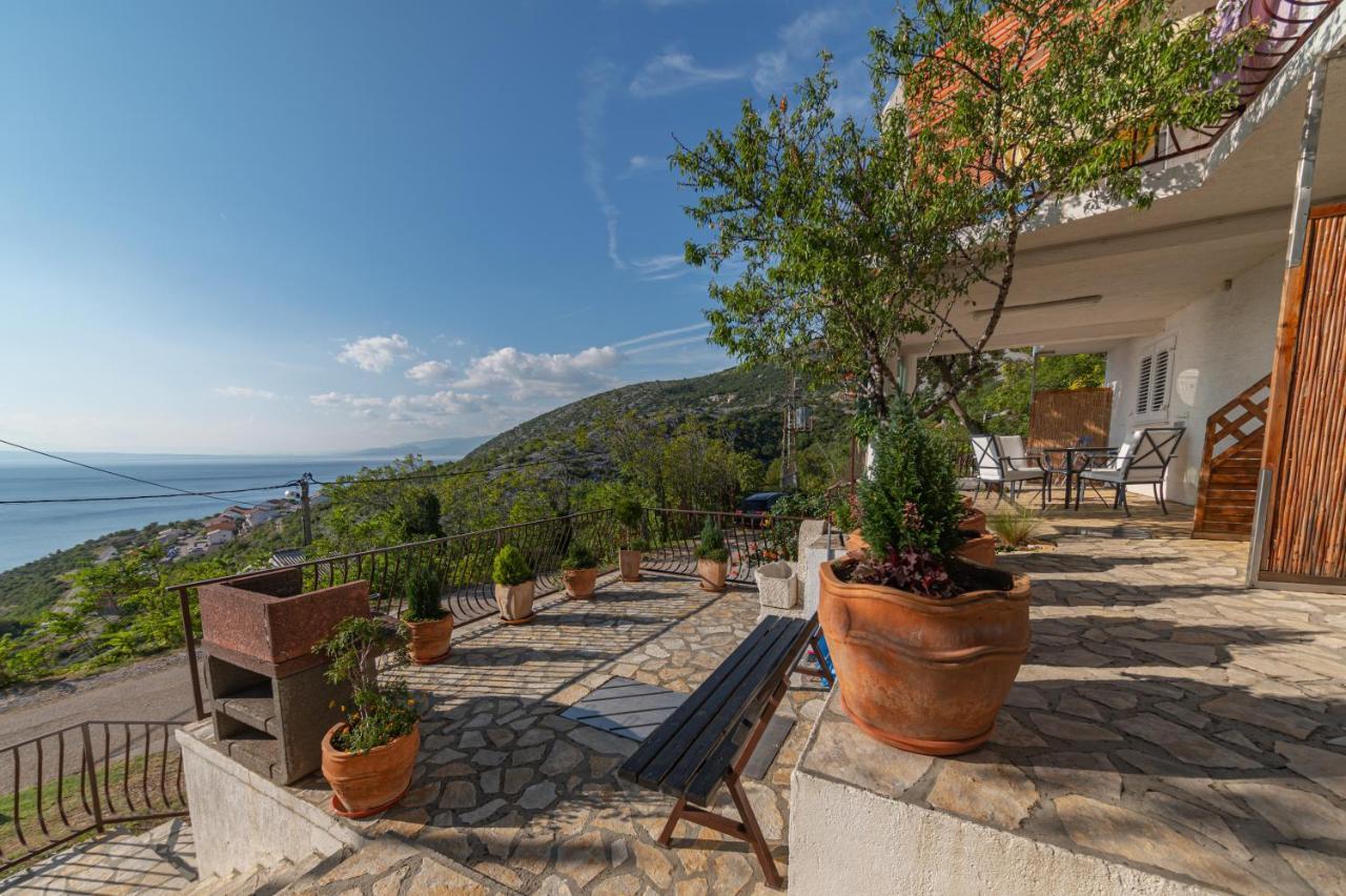 Apartmens Mendula Lägenhet Senj  Exteriör bild